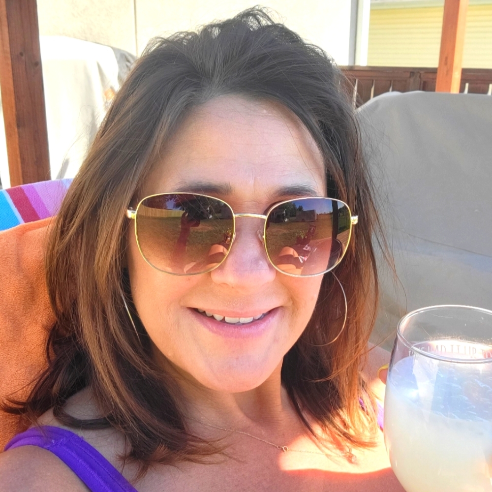 Meet your Posher, Leann